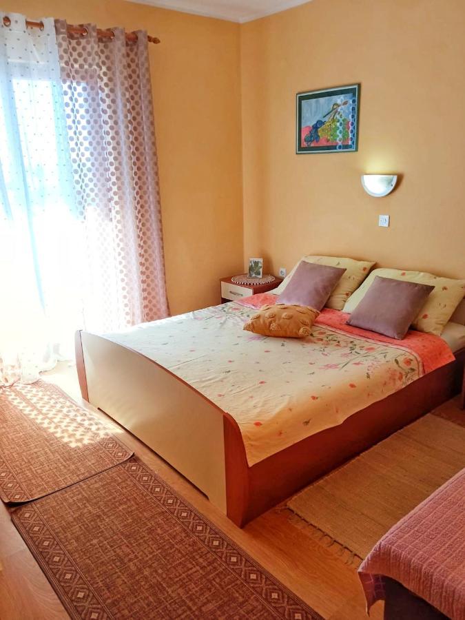 Cozy Apartments Danica Novalja With Terrace - First Floor المظهر الخارجي الصورة